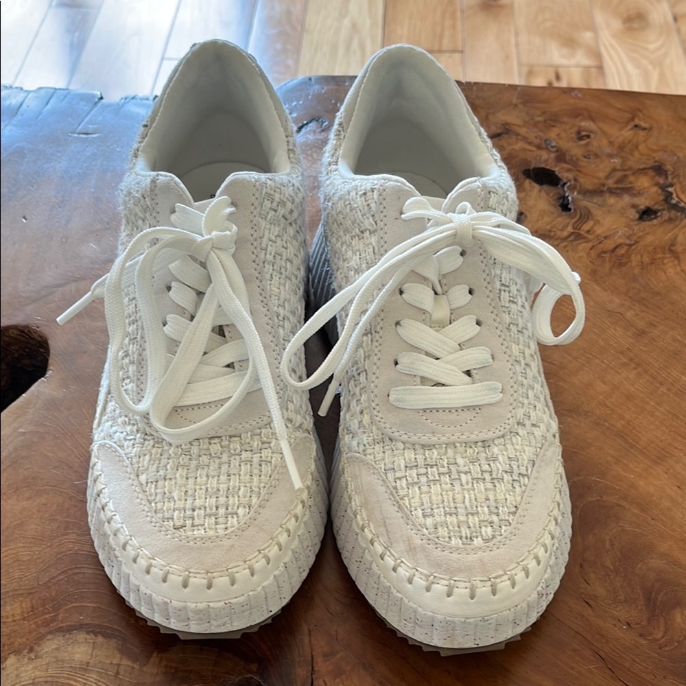 Universal Thread White Sneakers - image 1